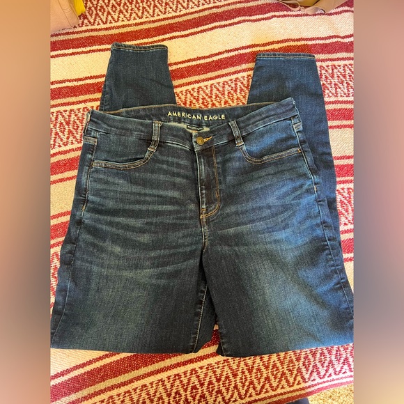 EUC American Eagle Curvy High Rise jegging..14 Long - Picture 1 of 6